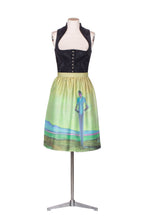 Laden Sie das Bild in den Galerie-Viewer, Motivschürze lang "Kegeln"