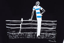 Laden Sie das Bild in den Galerie-Viewer, Unisex T-Shirt „Beim Kegeln&quot; in schwarz aus der Kollektion Werner Berg
